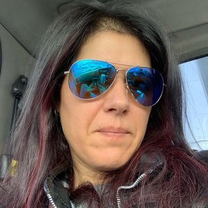 Meet your Posher, Celia